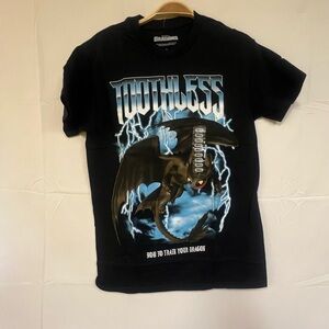 NEW How to train your dragon toothless shirt multiple sizes